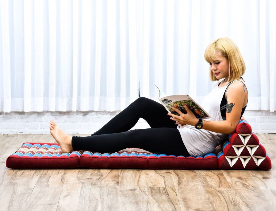 Leewadee Thai Faltmatte 170 X 53 cm - Kapok Bodenkissen Dreieckslehne zum Loungen & Entspannen