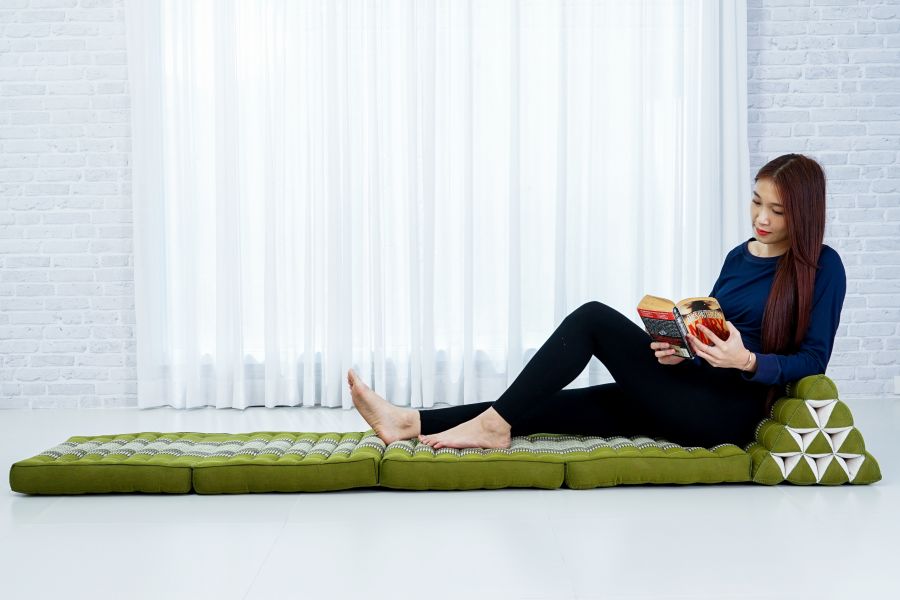 Leewadee Thai Faltmatte Groß 225 X 50 cm - Kapok Bodenkissen Dreieckslehne zum Loungen & Entspannen