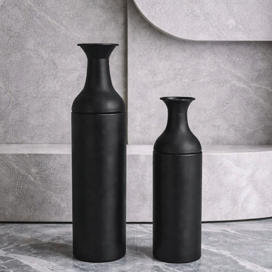 Leewadee Set of 2 Large Floor Vases 21/16 inches - Tall Metal Decorative Vases in Black for Home Decor