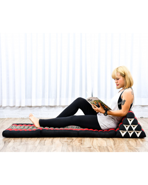 Leewadee - Comfortable Japanese Floor Mattress - Thai Floor Bed With Triangle Cushion - Futon Mattress - Thai Massage Mat, 170 x 53 cm, Black Red, Kapok Filling