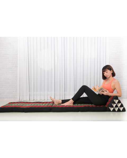 Leewadee Comfortable Japanese Floor Mattress - Thai Floor Bed With Triangle Cushion - Futon Mattress - XL Extra Long Thai Massage Mat, 89 x 20 inches, Black Red, Kapok Filling