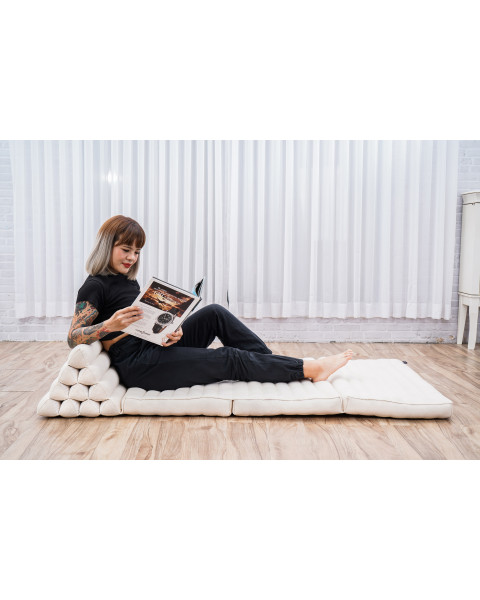 Leewadee 3-Fold Mat XXL with Triangle Cushion – Firm TV Pillow, Foldable Mattress with Cushion Made of Kapok, 67 x 31 inches, Ecru