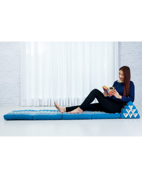 Leewadee Comfortable Japanese Floor Mattress - Thai Floor Bed With Triangle Cushion - Futon Mattress - XL Extra Long Thai Massage Mat, 225 x 50 cm, Light Blue, Kapok Filling