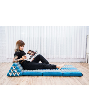 Leewadee 3-Fold Mat XXL with Triangle Cushion – Firm TV Pillow, Foldable Mattress with Cushion Made of Kapok, 67 x 31 inches, Light Blue