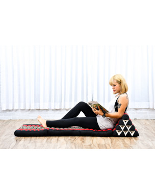 Leewadee - Comfortable Japanese Floor Mattress Used As Thai Floor Bed With Triangle Cushion, Futon Mattress Or Thai Massage Mat, 67 x 21 inches, Black Red