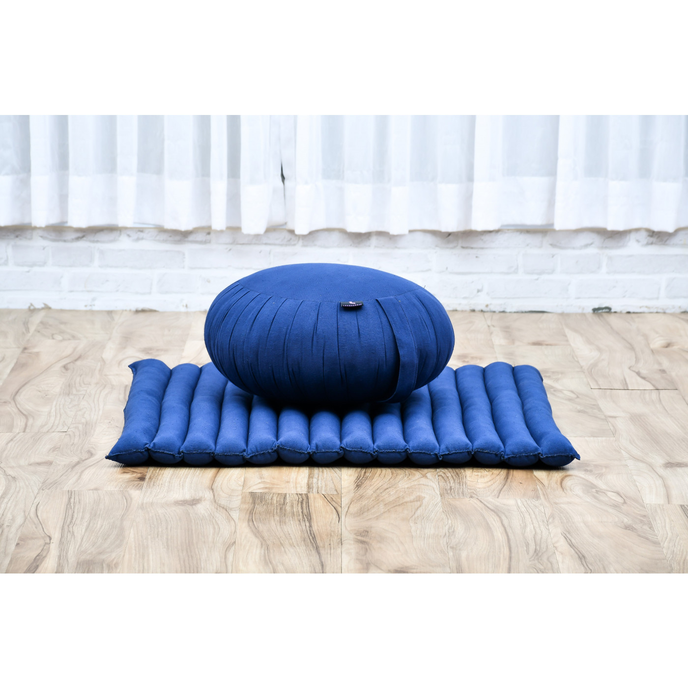 Leewadee meditation cushion clearance